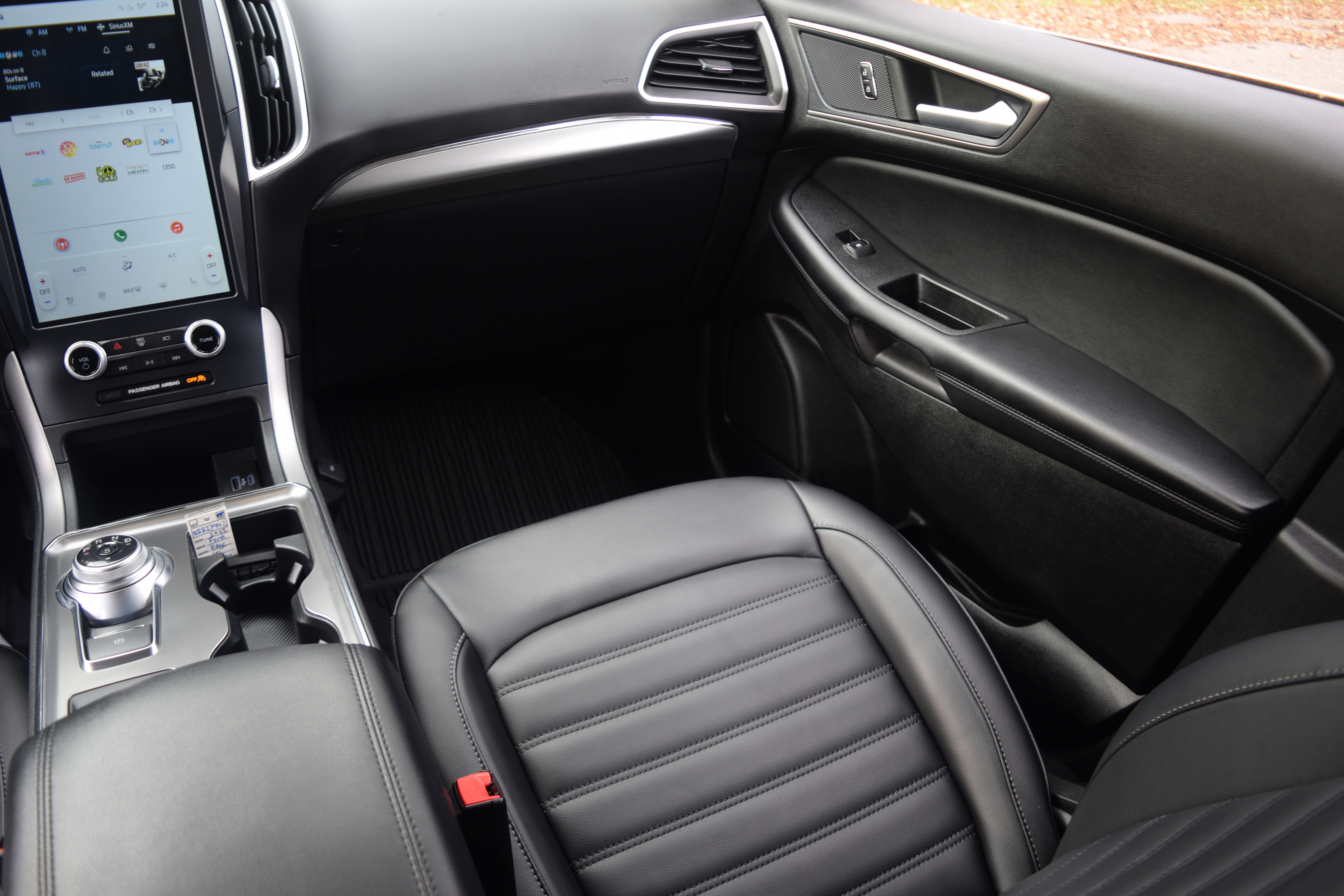 Used 2022 Ford Edge SEL w/ Convenience Package image 13