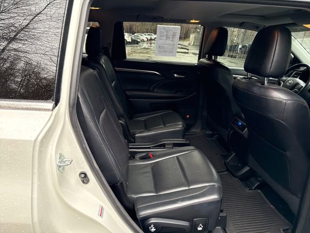 Used 2016 Toyota Highlander Limited image 12