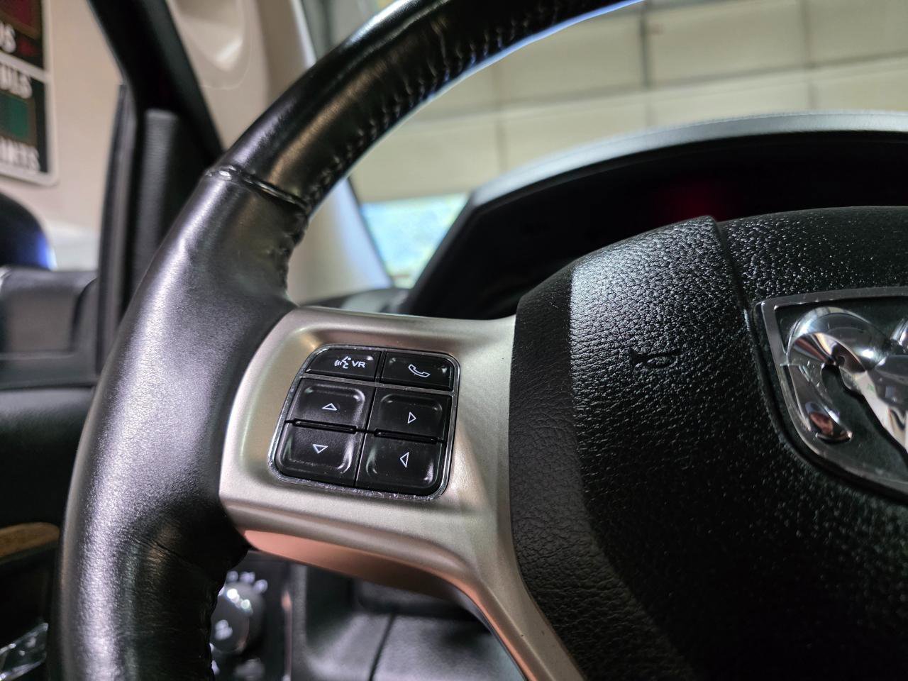 Used 2016 RAM 1500 Laramie w/ Convenience Group image 29