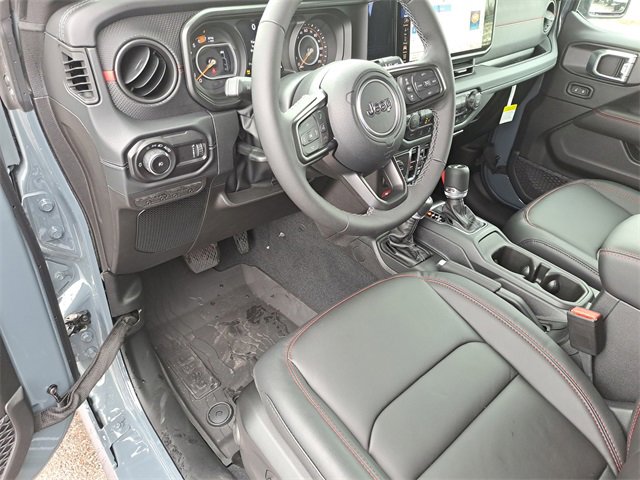 New 2026 Jeep Wrangler Unlimited Rubicon w/ Safety Group image 20