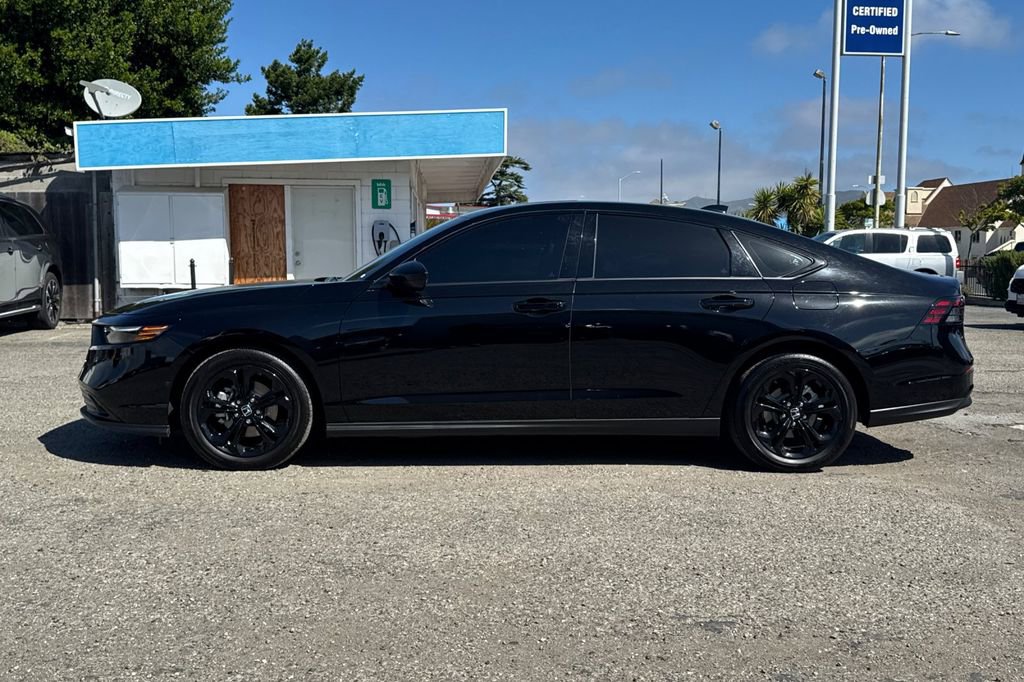 Certified 2025 Honda Accord SE image 7