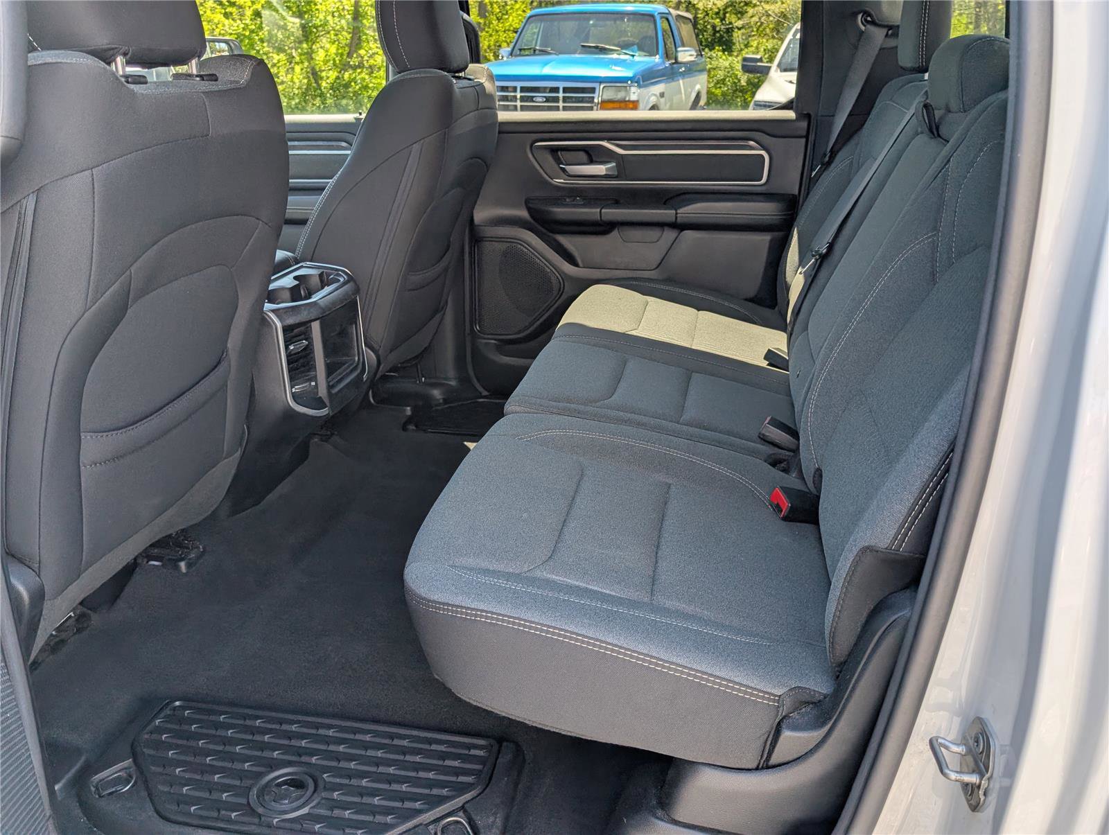 Used 2022 RAM 1500 Big Horn AWD/4WD image 13