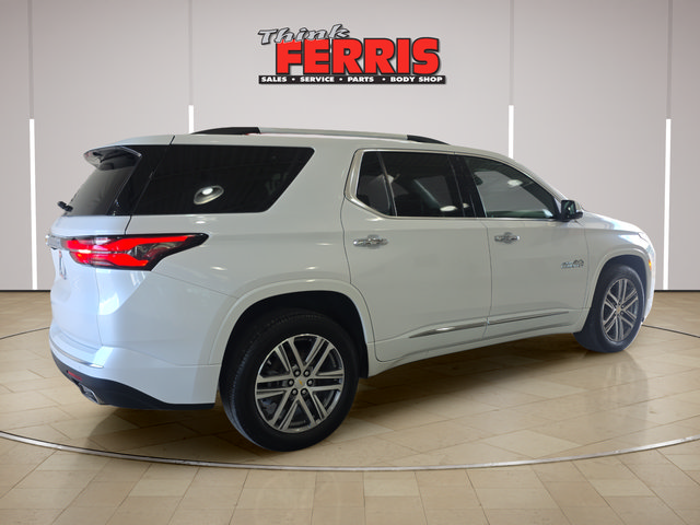 Used 2023 Chevrolet Traverse High Country AWD/4WD image 5