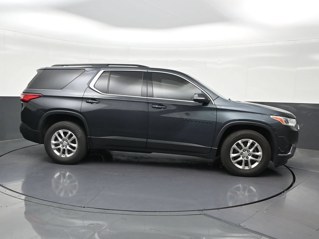 Used 2021 Chevrolet Traverse LT FWD image 7