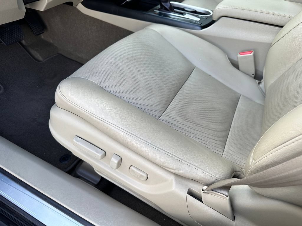 Used 2017 Acura RDX FWD w/ Technology Package image 13