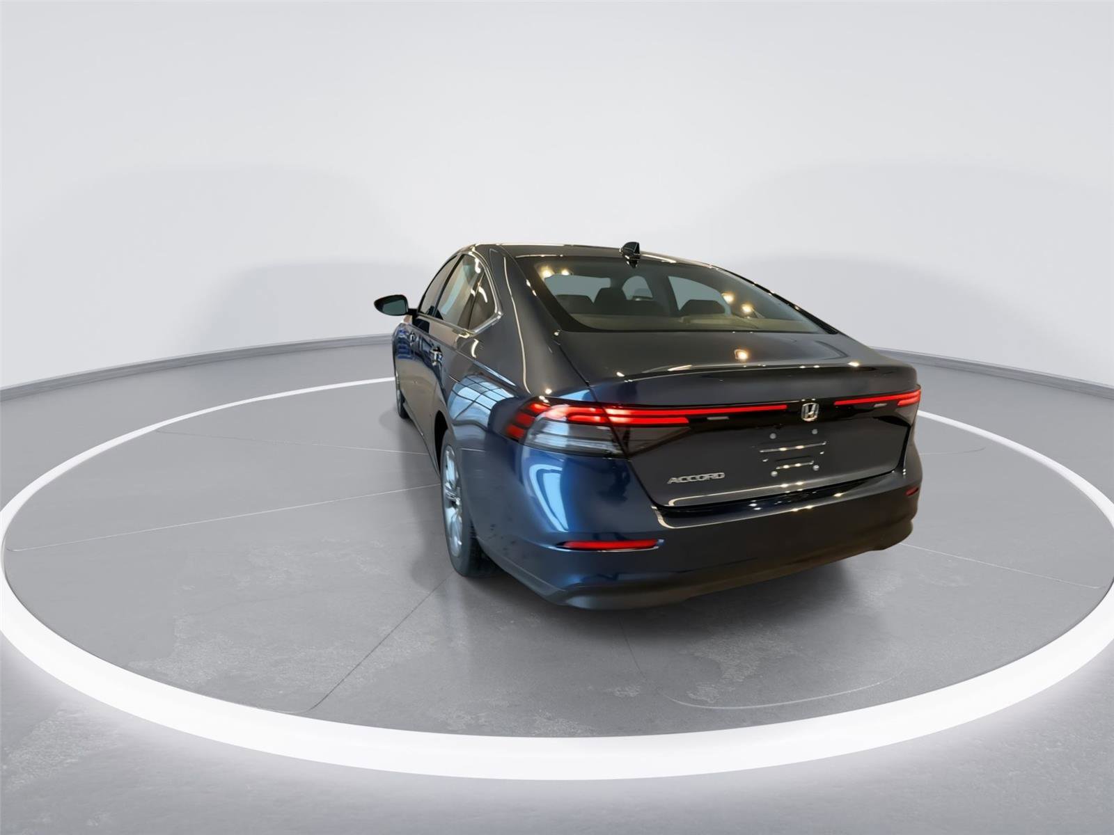 Used 2024 Honda Accord EX image 7