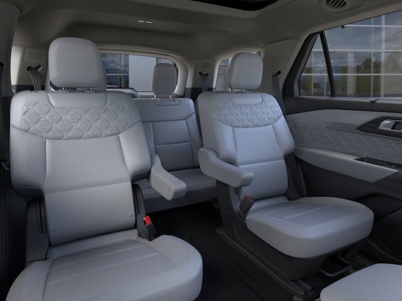 New 2025 Ford Explorer Platinum image 11