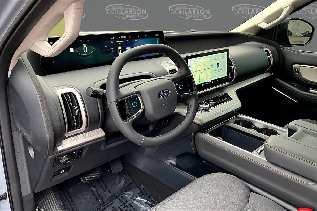 Certified 2025 Ford Expedition Active AWD/4WD image 10