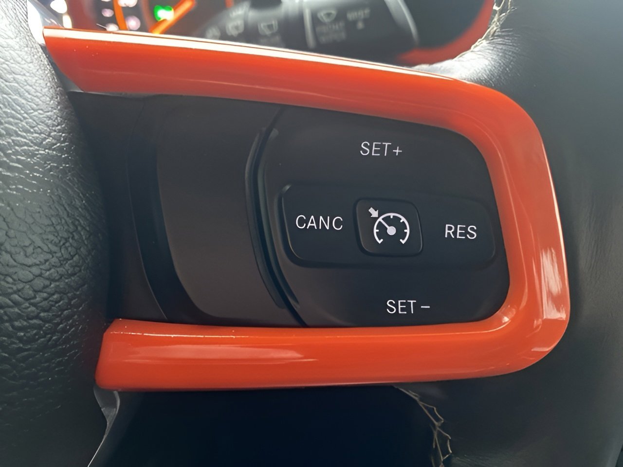 Used 2018 Jeep Wrangler Unlimited Sahara image 14