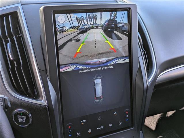 Used 2023 Ford Edge Titanium image 13