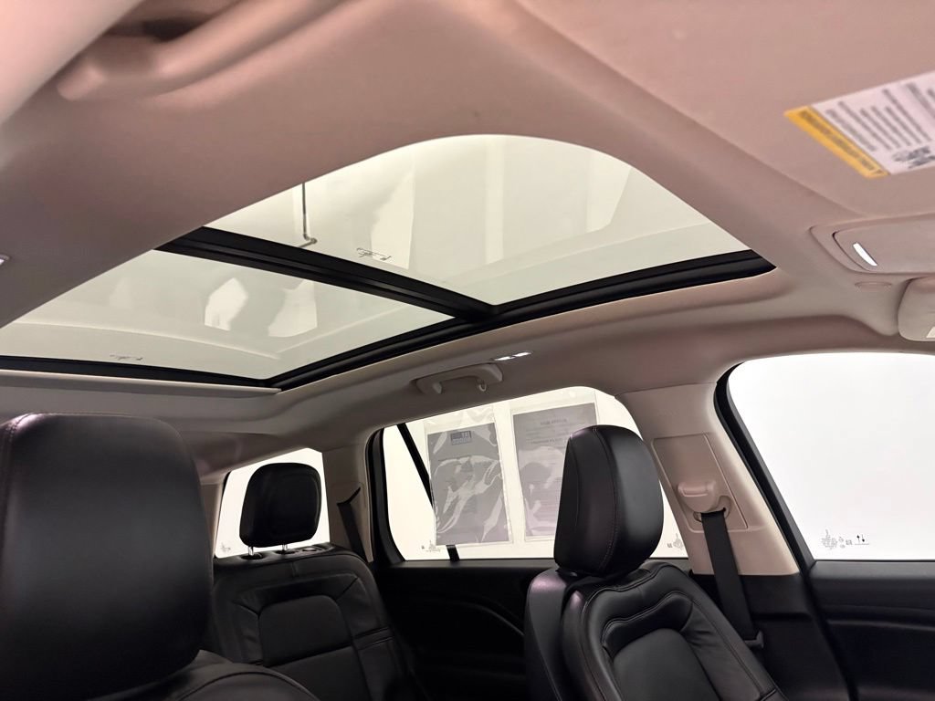 Used 2023 Lincoln Aviator Reserve RWD image 36