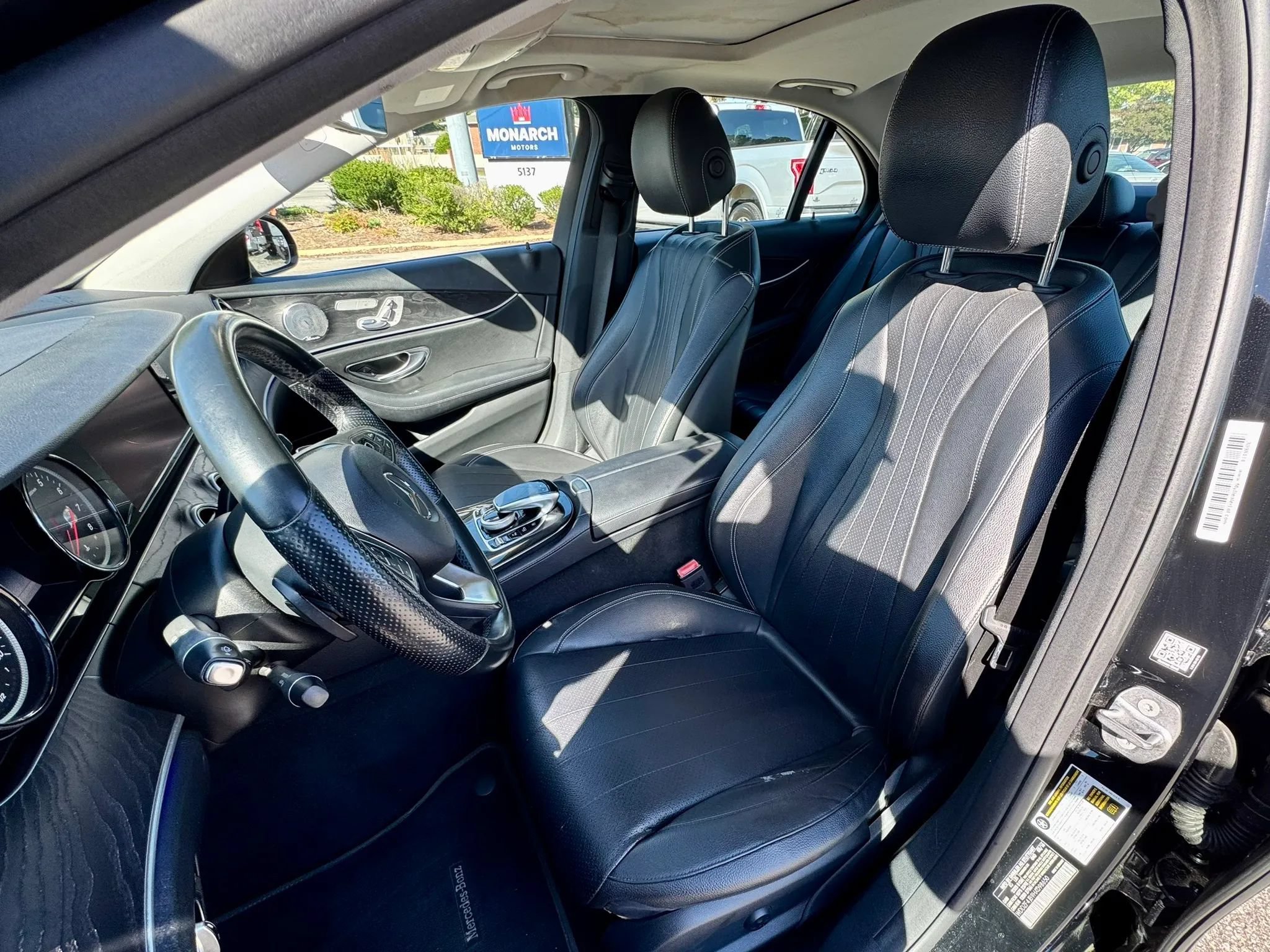 Used 2017 Mercedes-Benz E 300 image 9