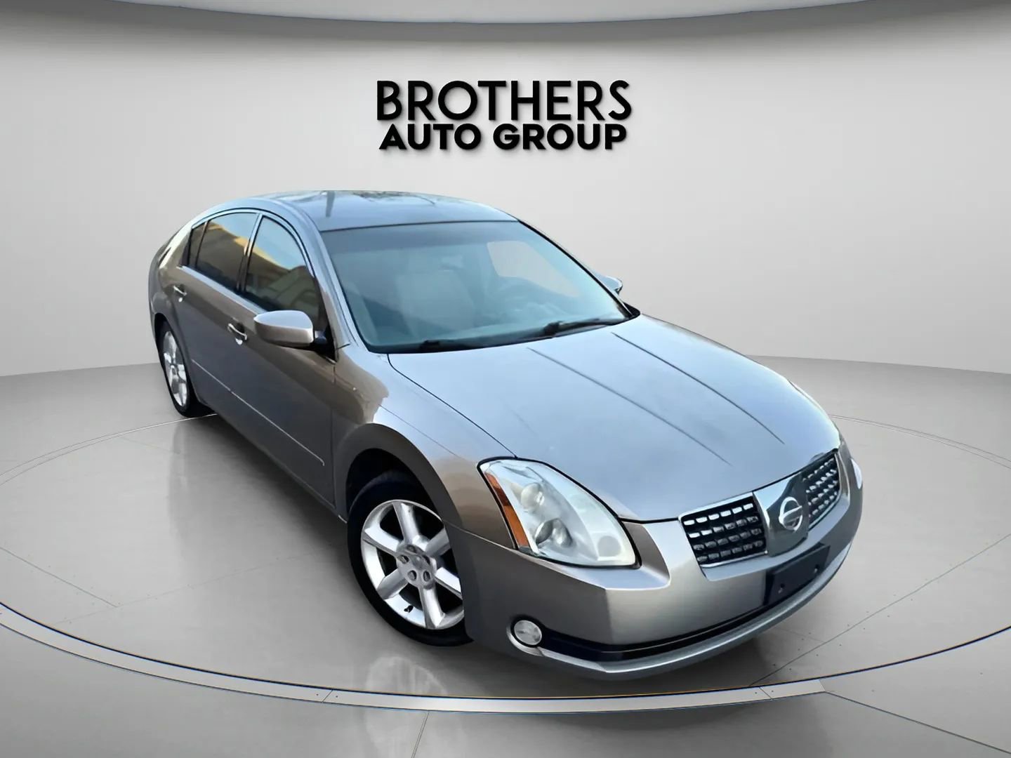 Used 2004 Nissan Maxima 3.5 SE w/ Premium Audio Pkg image 2
