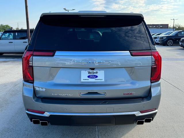 Used 2025 GMC Yukon XL Denali AWD/4WD image 6