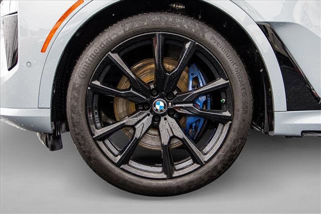 Used 2024 BMW X7 xDrive40i w/ Executive Package image 9