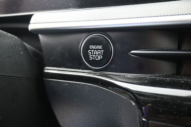 Used 2025 Kia K5 LXS FWD image 26