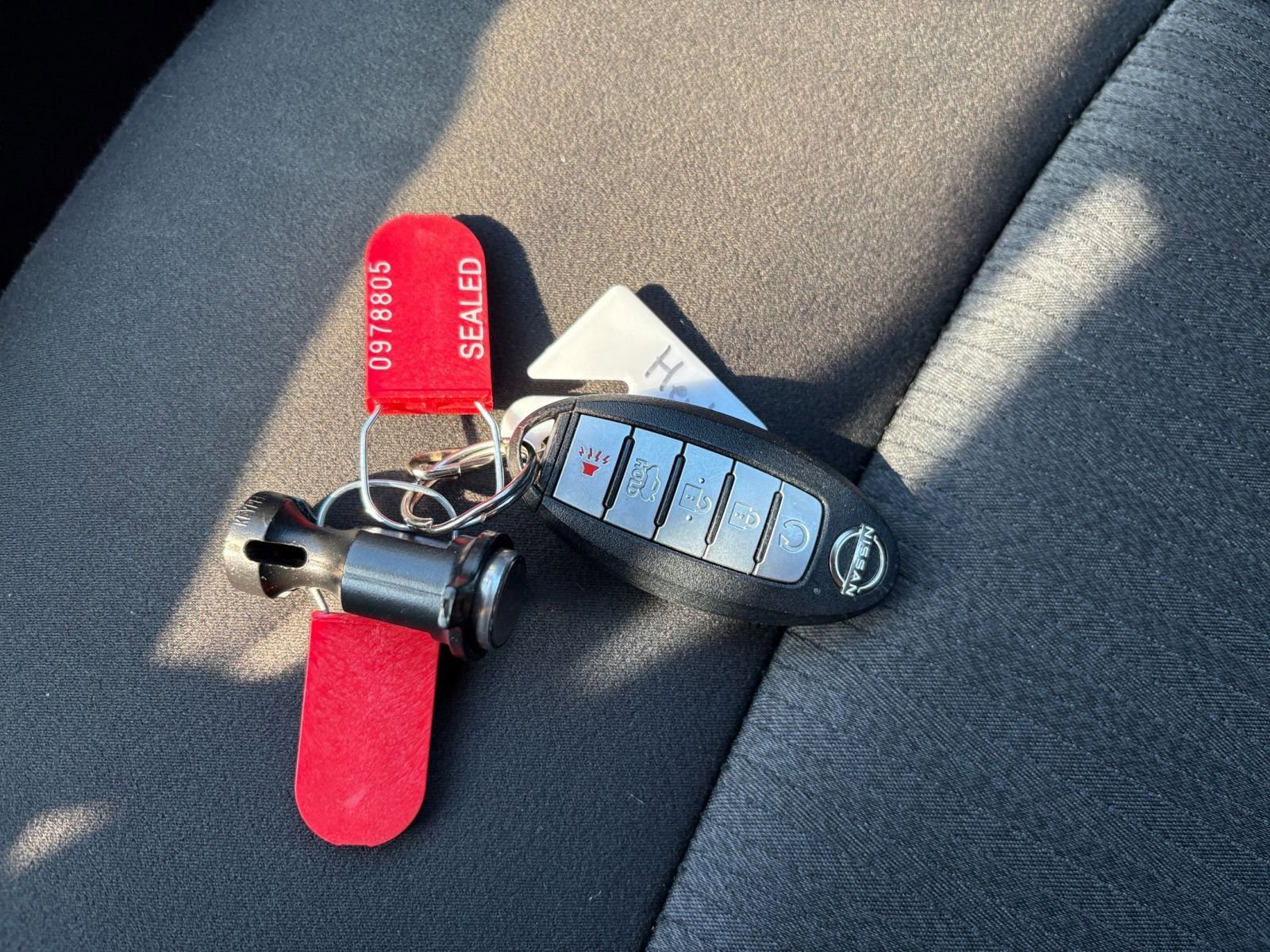 Used 2025 Nissan Altima 2.5 SV image 18