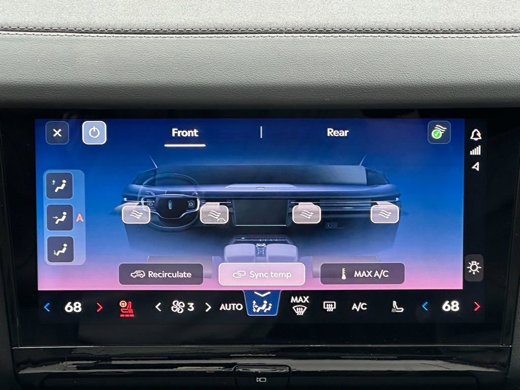 New 2025 Lincoln Navigator Reserve image 16