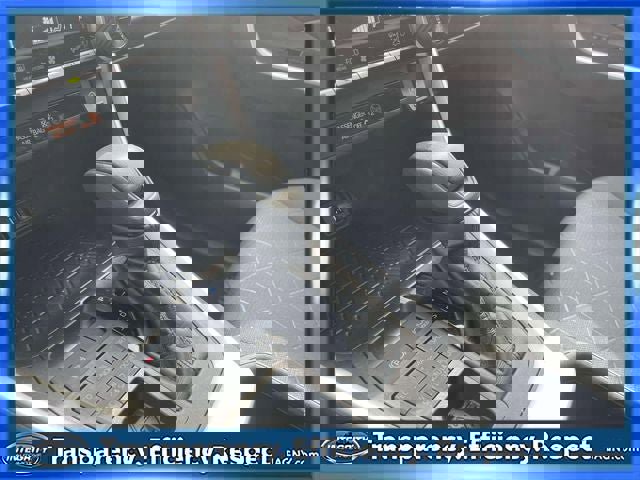 Used 2022 Toyota RAV4 XLE w/ Carpet Mat Package (TMS) image 30