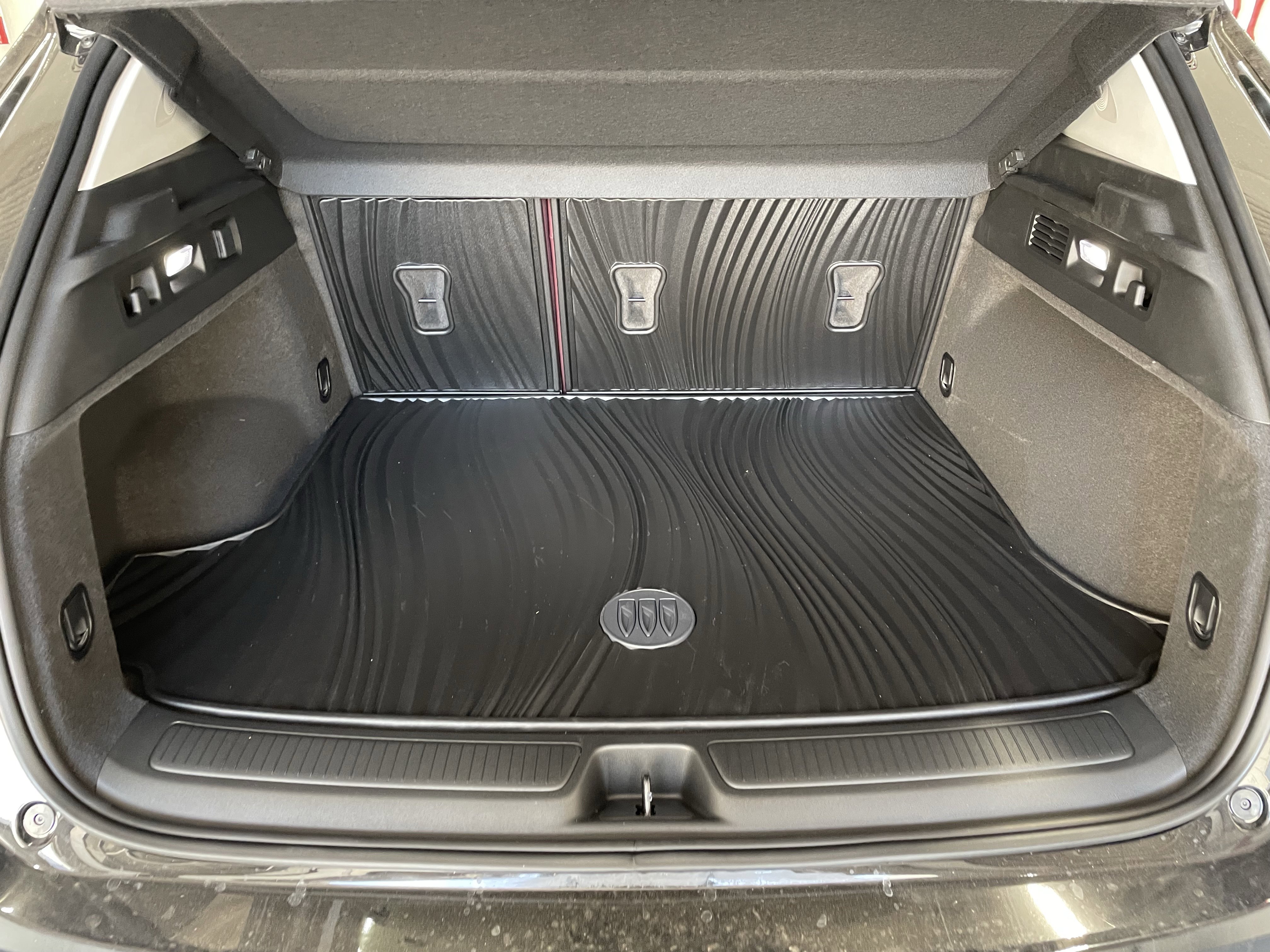 New 2026 Buick Envision Sport Touring AWD/4WD image 9