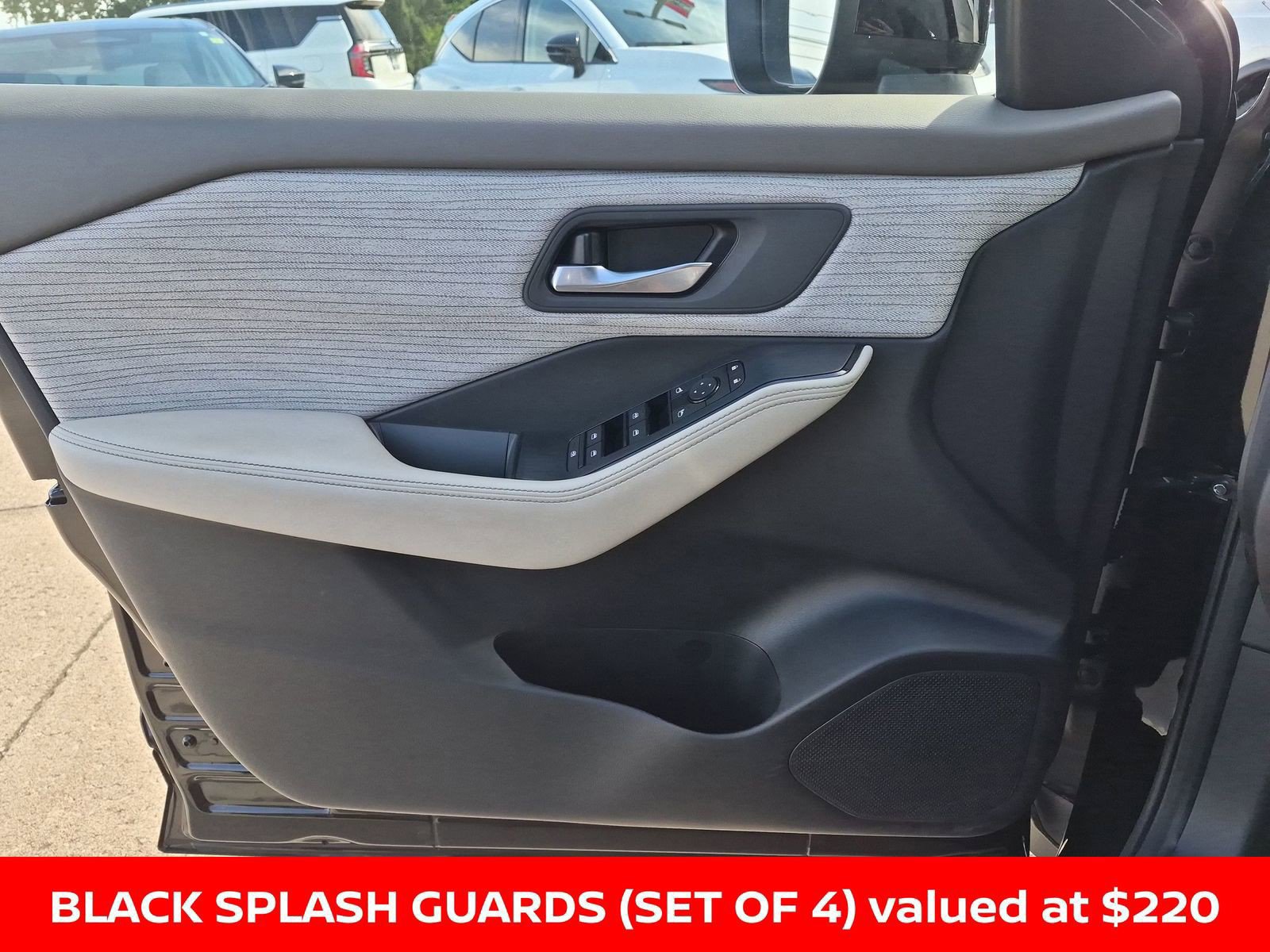 Certified 2023 Nissan Rogue SV AWD/4WD image 30