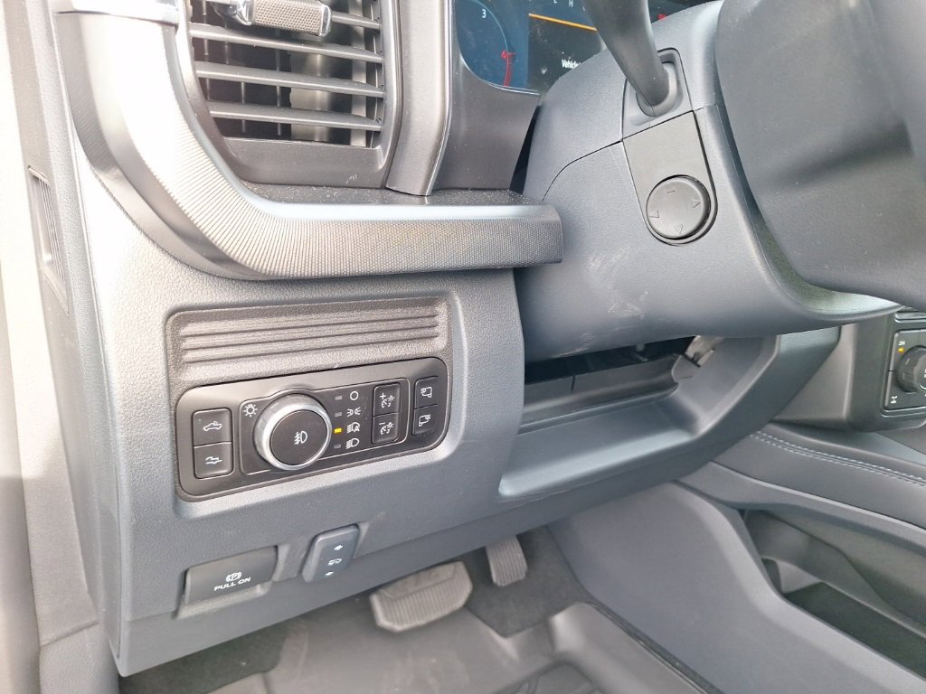 New 2026 Ford F350 Platinum image 6