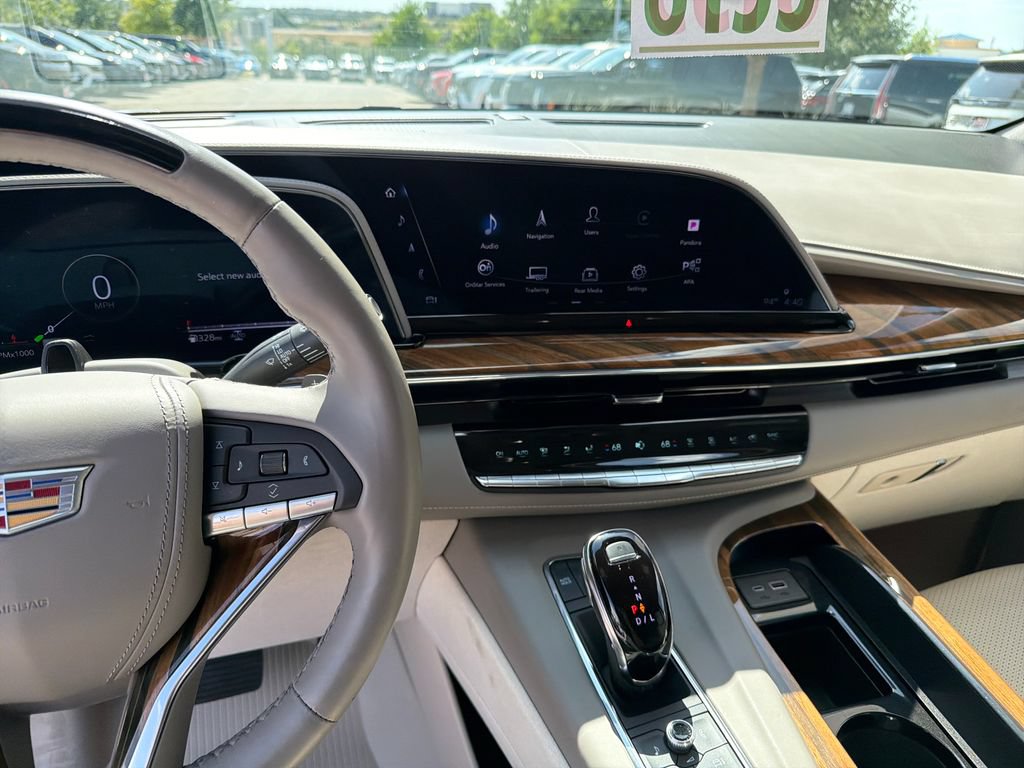 Used 2024 Cadillac Escalade ESV Sport Platinum w/ LPO, Floor Liner Package AWD/4WD image 27