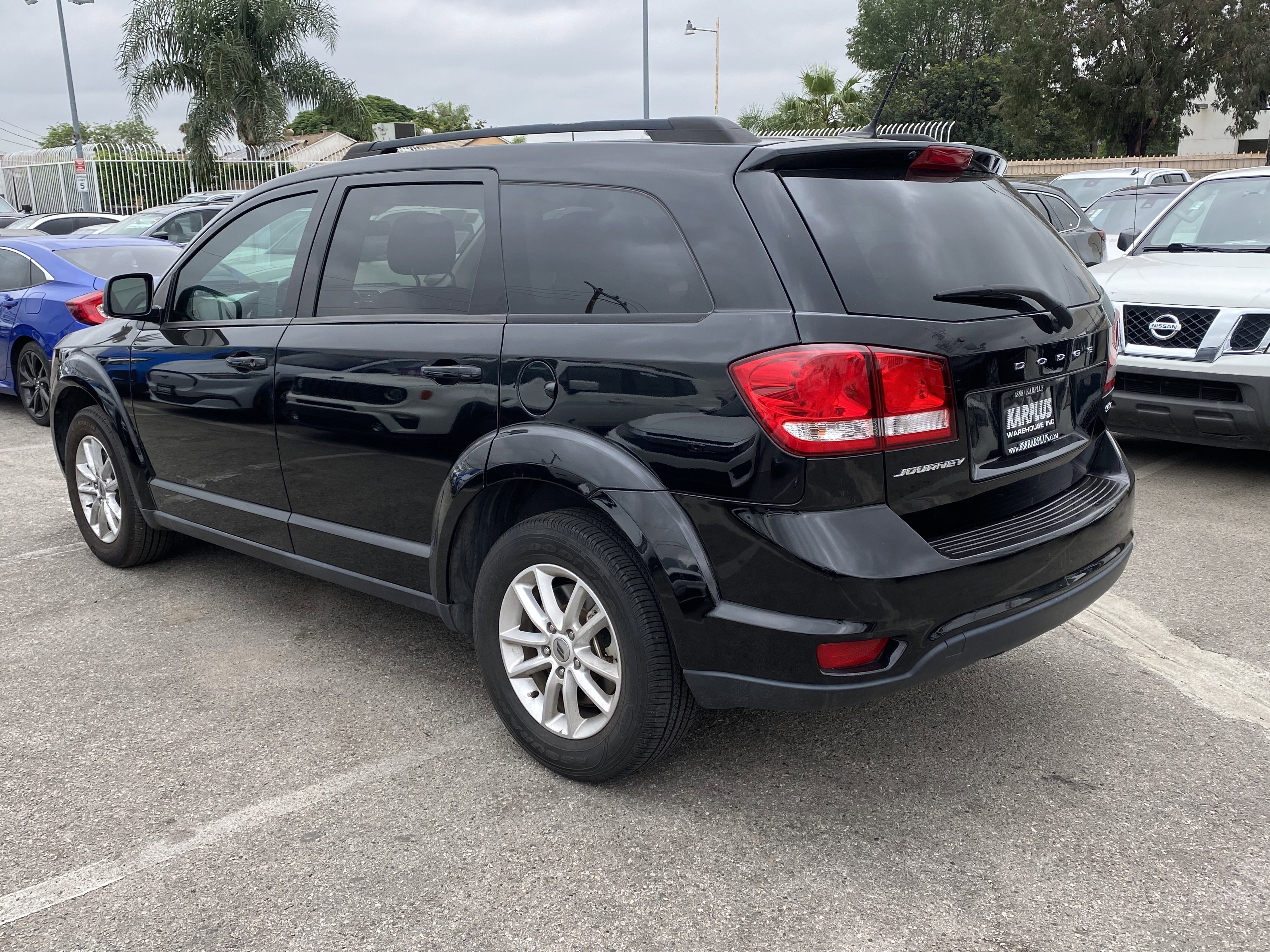 Used 2018 Dodge Journey SXT w/ Connectivity Group image 9