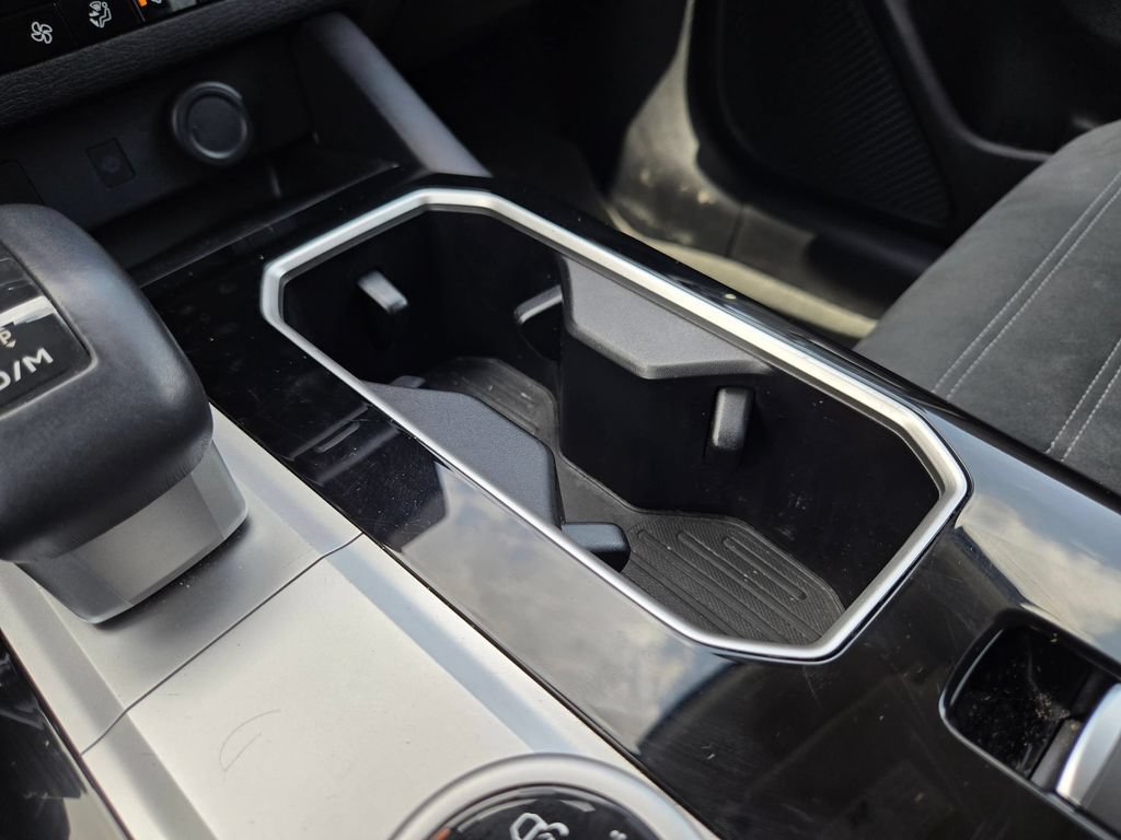 Used 2025 Mitsubishi Outlander SE AWD/4WD image 26
