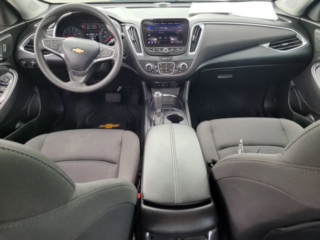 Used 2020 Chevrolet Malibu LT FWD image 14