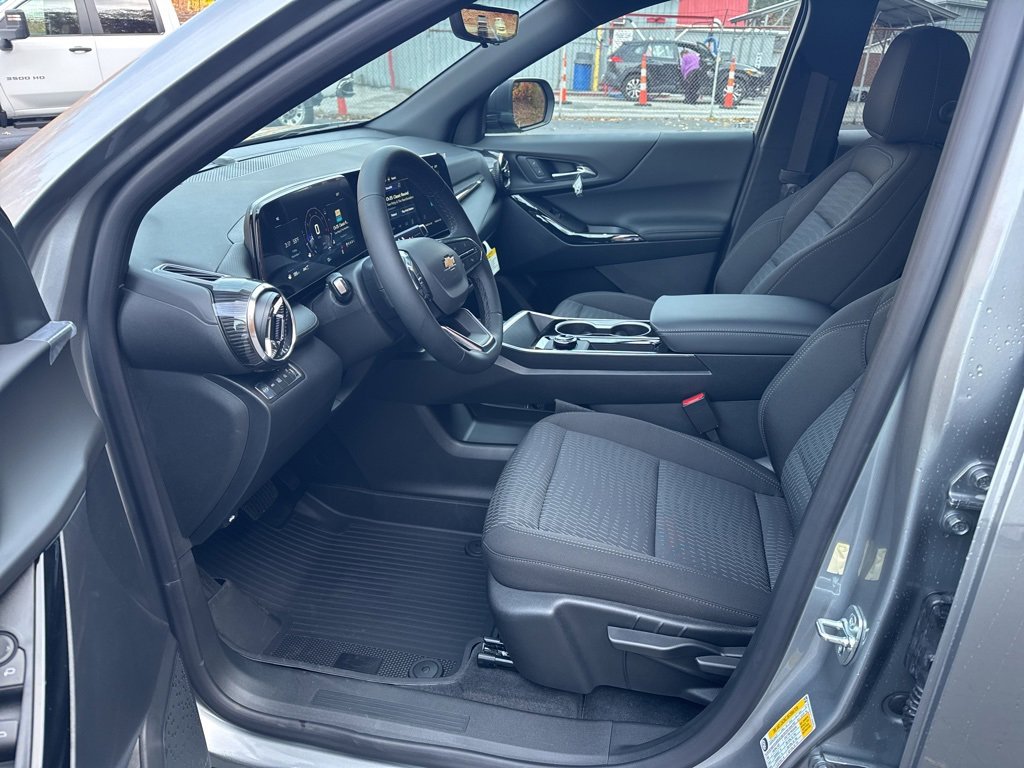 New 2026 Chevrolet Equinox LT image 8