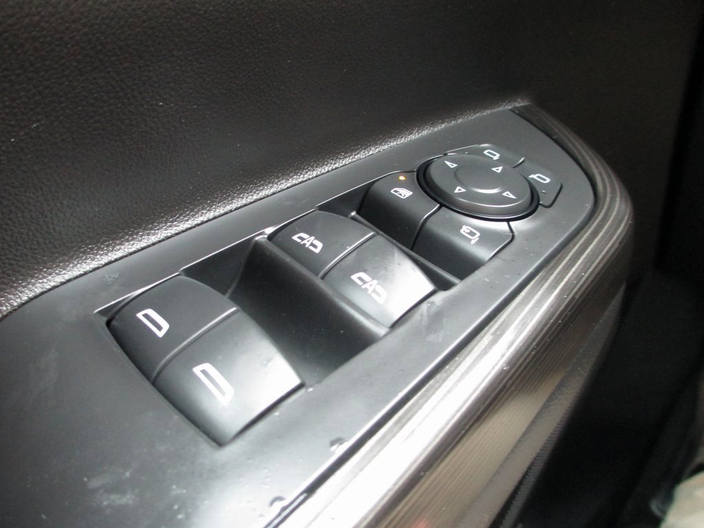 Used 2021 GMC Acadia SLT w/ Elevation Edition image 29