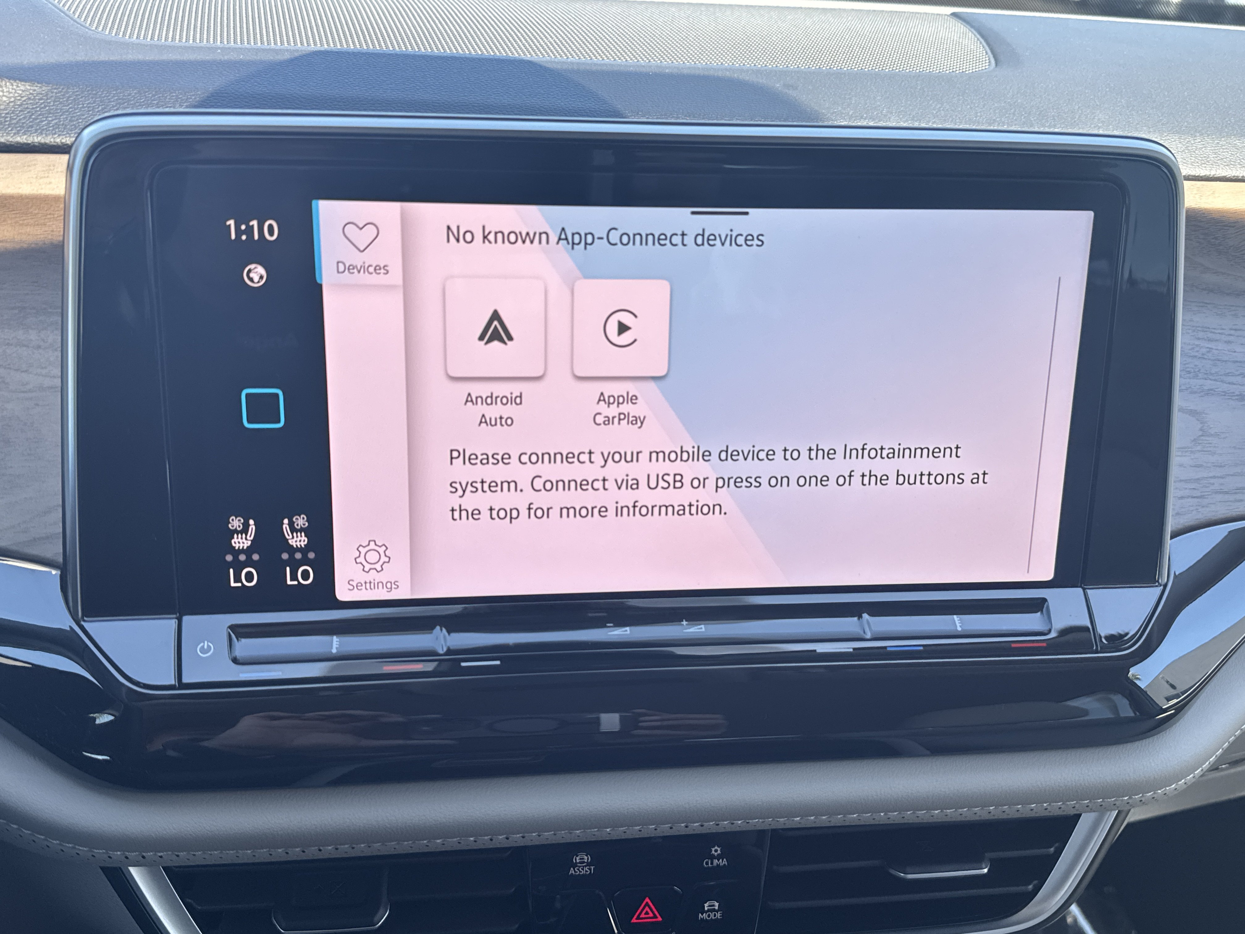 Used 2026 Volkswagen Atlas SE FWD image 23