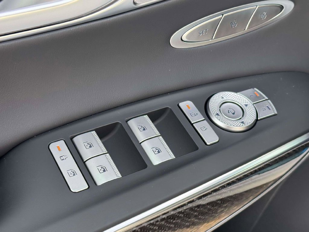 New 2026 Genesis GV70 3.5T Sport Prestige AWD/4WD image 17