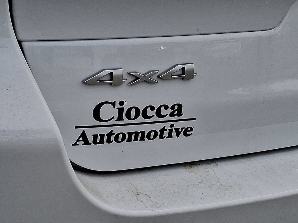 New 2025 Jeep Grand Cherokee L Laredo w/ Luxury Tech Group I AWD/4WD image 45