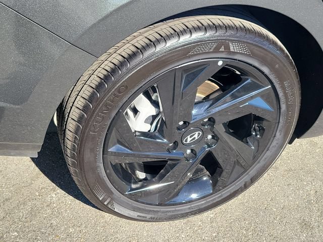 Certified 2026 Hyundai Elantra Sport FWD image 28