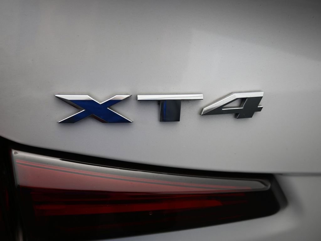 Used 2022 Cadillac XT4 Premium Luxury w/ Enhanced Visibility Package image 46