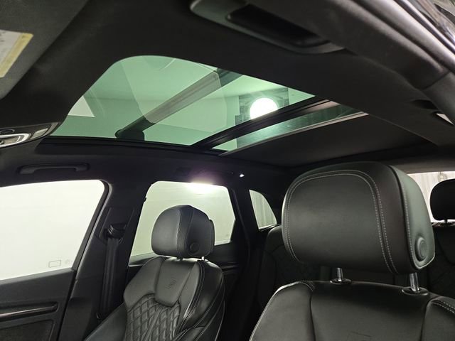 Used 2018 Audi SQ5 Prestige image 31