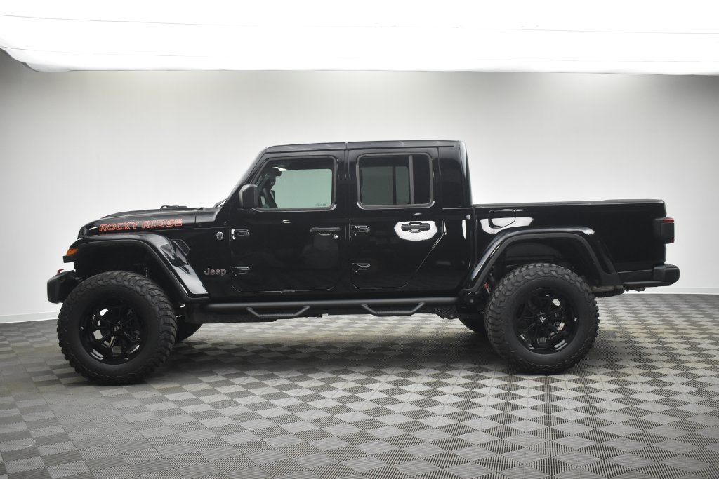 New 2026 Jeep Gladiator Rubicon w/ Technology Group AWD/4WD image 14