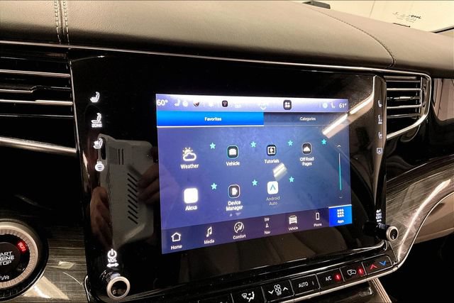 Used 2022 Jeep Wagoneer Series II AWD/4WD image 31