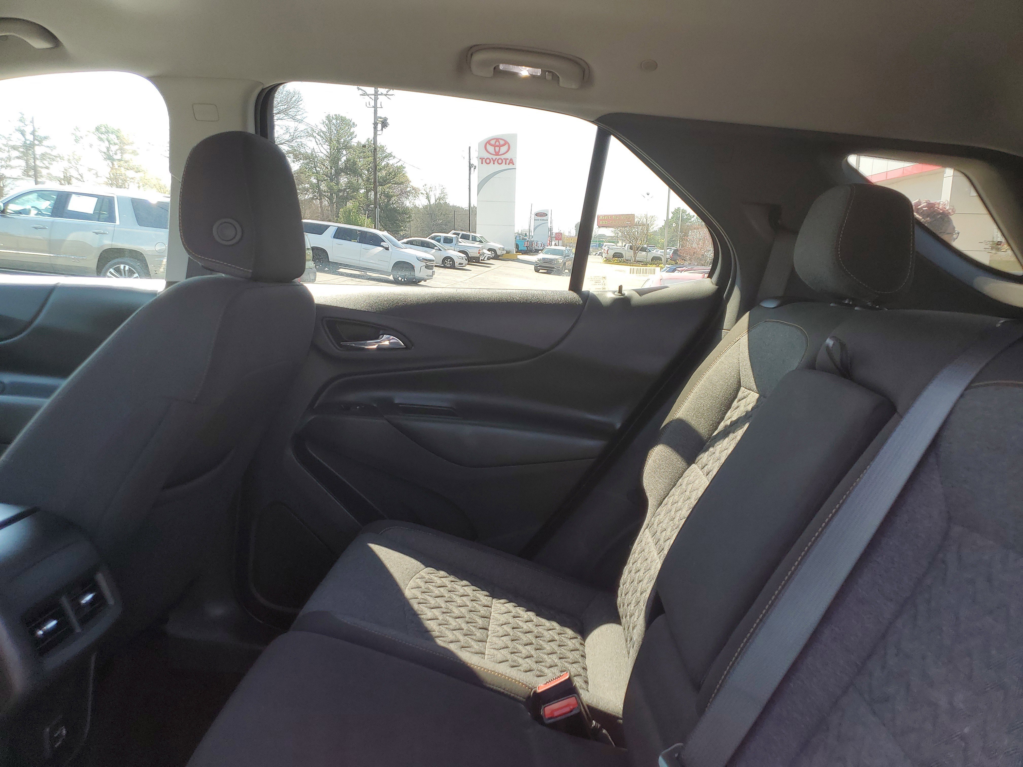 Used 2024 Chevrolet Equinox LT image 10