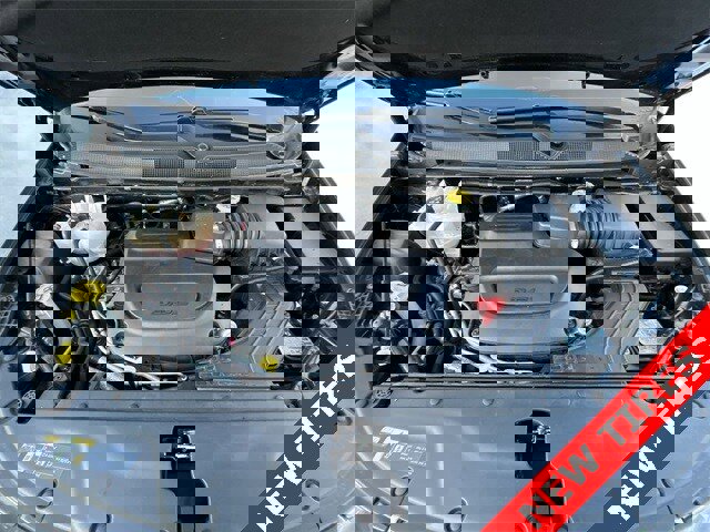 Certified 2022 Chrysler Pacifica Touring-L image 14