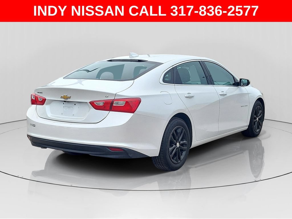 Used 2016 Chevrolet Malibu LT FWD image 4
