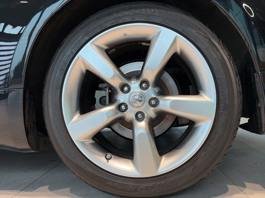 Used 2008 Nissan 350Z Touring w/ Cargo Convenience Pkg image 19