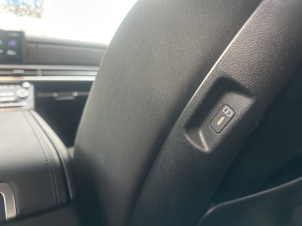 Certified 2026 Hyundai Santa Fe SE image 19