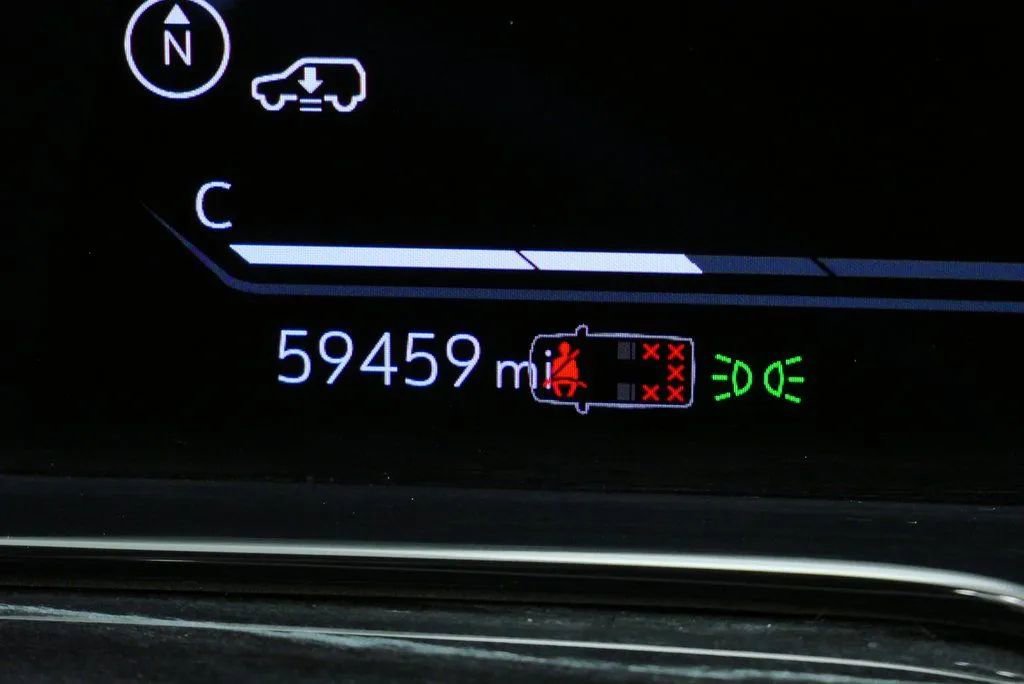 Used 2023 Cadillac Escalade V image 29