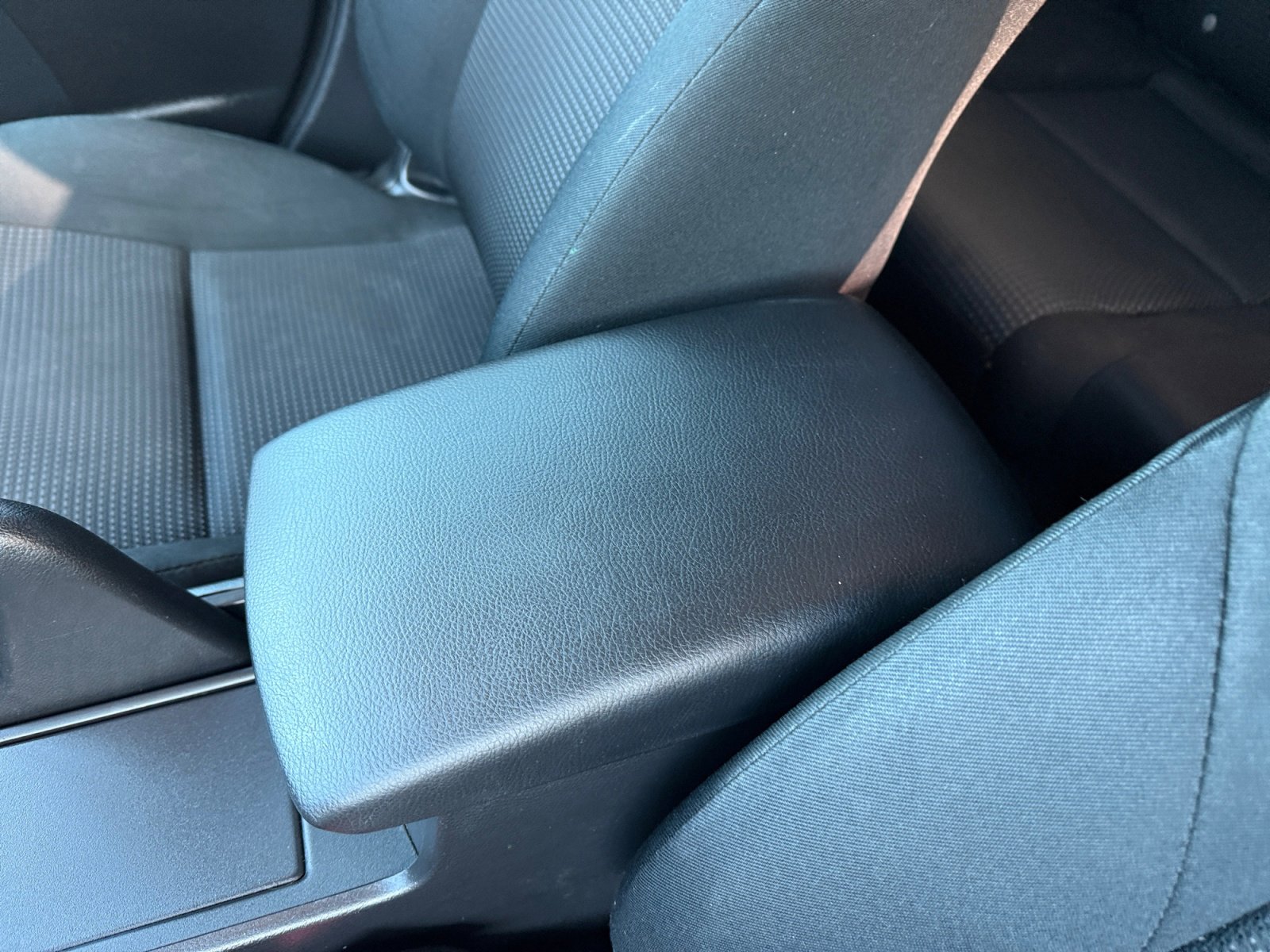 Used 2013 MAZDA MAZDA3 i Touring image 14