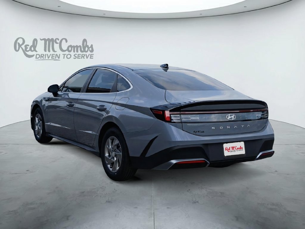 New 2026 Hyundai Sonata SE FWD image 3