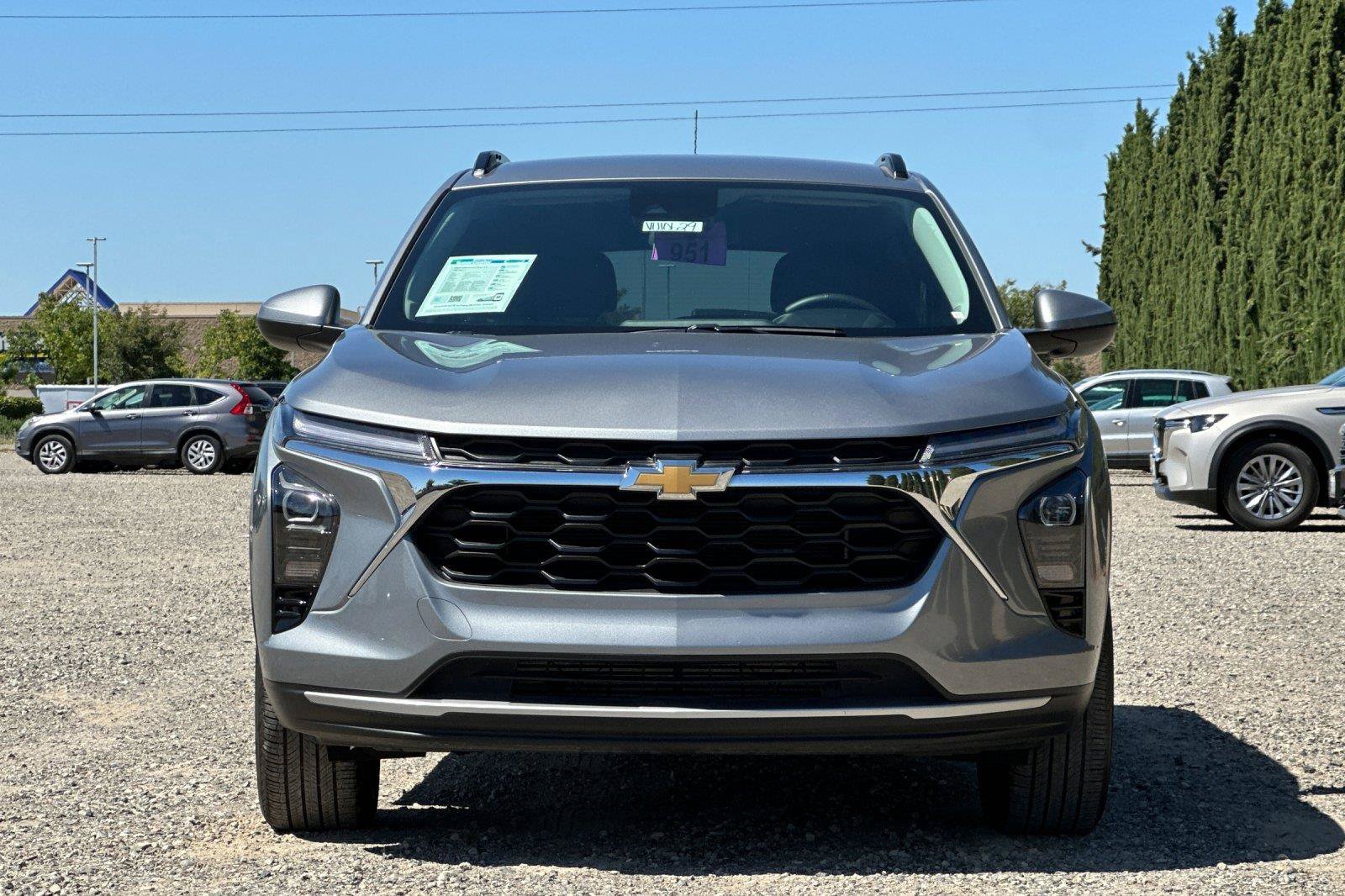 Used 2024 Chevrolet Trax LT w/ Driver Confidence Package FWD image 8