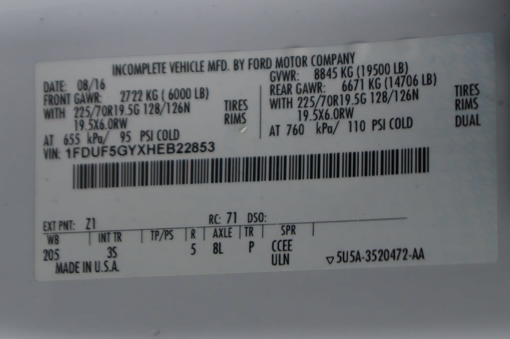 Used 2017 Ford F550 2WD Regular Cab Super Duty image 50